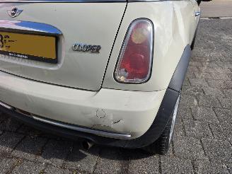 Mini Cooper 1.6 cooper chill picture 4