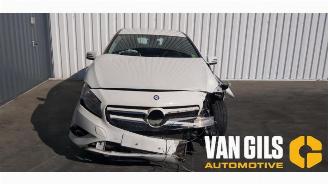 Mercedes A-klasse A (W176), Hatchback, 2012 / 2018 1.5 A-180 CDI, A-180d 16V picture 2