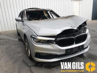 rozbiórka samochody osobowe BMW 5-serie 5 serie (G30), Sedan, 2016 530e iPerformance 2017/5