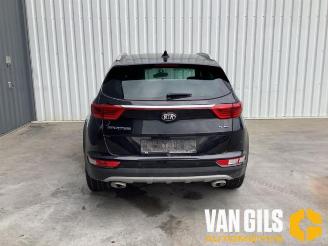 demontáž osobní automobily Kia Sportage Sportage (QL), Terreinwagen, 2015 / 2022 1.6 T-GDI 16V 4x2 2017/6