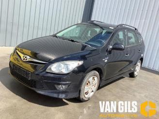 Hyundai I-30 i30 Crosswagon (WWH), Combi, 2007 / 2012 1.4 CVVT 16V picture 2