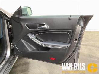 Mercedes Cla-klasse CLA Shooting Brake (117.9), Combi, 2015 / 2019 2.2 CLA-200 CDI, 200 d 16V picture 13