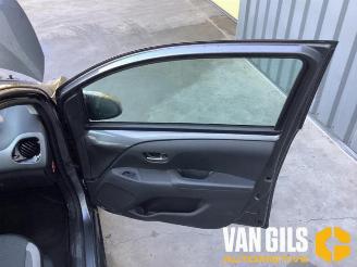 Toyota Aygo Aygo (B40), Hatchback, 2014 1.0 12V VVT-i picture 11