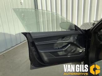 Porsche Taycan Taycan (Y1A), Sedan, 2019 GTS 105 kWh picture 14