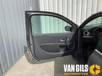 Renault Clio Clio III (BR/CR), Hatchback, 2005 / 2014 1.2 16V TCe 100 picture 13