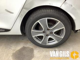 Renault Clio Clio IV Estate/Grandtour (7R), Combi 5-drs, 2012 / 2021 0.9 Energy TCE 12V picture 5