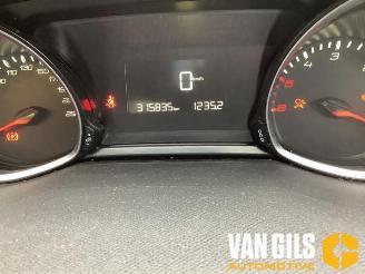 Peugeot 308 308 SW (L4/L9/LC/LJ/LR), Combi 5-drs, 2014 / 2021 1.6 BlueHDi 120 picture 19