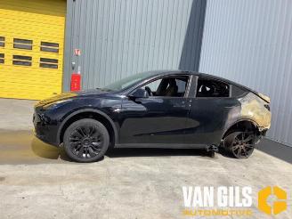 Uttjänta bilar auto Tesla Model Y Model Y (5YJY), SUV, 2019 / 2025 RWD 2023/5