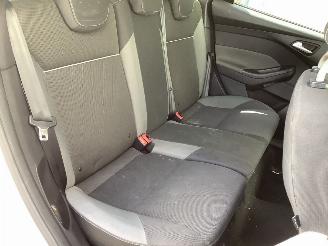 Ford Focus 1.0 Ti-VCT EcoBoost, benzine picture 10