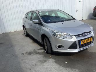 Ford Focus 1.0 Ti-VCT EcoBoost, benzine picture 4