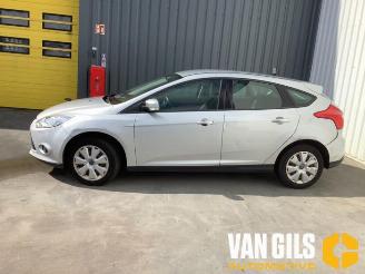 disassembly passenger cars Ford Focus Focus 3, Hatchback, 2010 / 2020 1.0 Ti-VCT EcoBoost 12V 100 2012/6