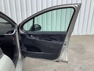Peugeot 207/207+ 1.4 Benzine picture 13