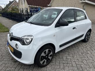 Schadeauto Renault Twingo 1.0 SCe Authentique 2015/2