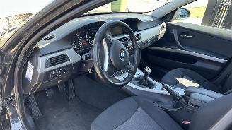 BMW 3-serie 318I picture 9
