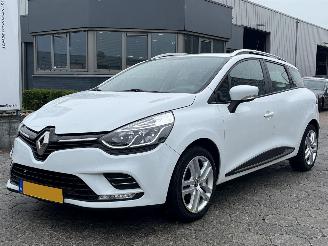 skadebil auto Renault Clio Estate 0.9 TCe Zen 2018/7