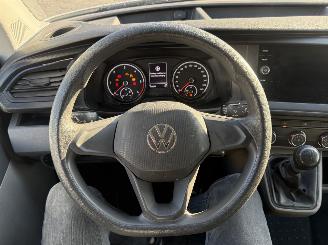 Volkswagen Transporter 2.0 TDI 81KW picture 15