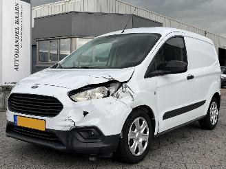 skadebil bedrijf Ford Transit Courier Van 1.5 TDCI Trend Duratorq S&S 2021/3
