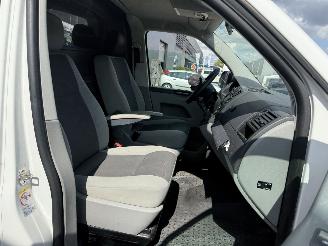 Volkswagen Transporter 2.0 TDI L1H1 T800 Baseline picture 11