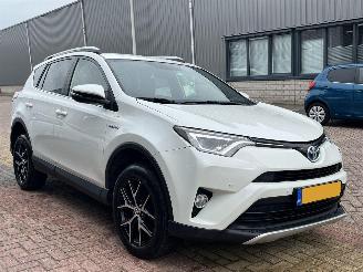 skadebil auto Toyota Rav-4 2.5 Hybrid Style 2016/4