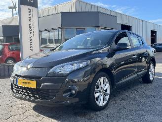 Schadeauto Renault Mégane 1.6 Celsium 2010/9