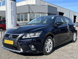 damaged passenger cars Lexus Ct 200h Business Line 2014/6