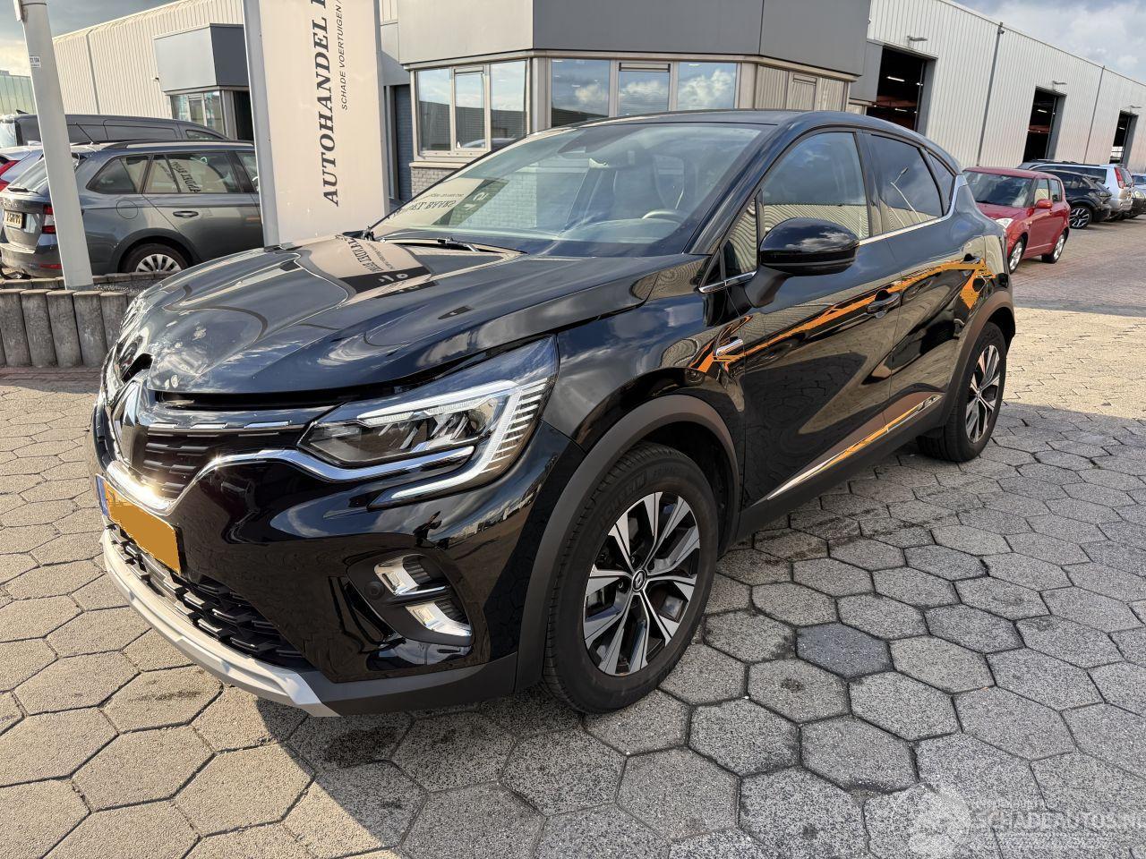 Renault Captur E-TECH HYBRID
