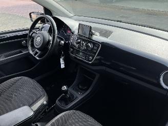 Volkswagen Up! 1.0 high up! BlueMotion picture 15