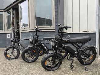 danneggiata scooter La Souris  3X FATBIKE PAKKET V8 / V8 / V20 2025/1