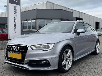 Voiture accidenté Audi A3 Sportback 1.4 TFSI AUTOMAAT CoD Ambition Sport Edition 2015/10