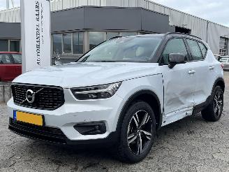 Unfallwagen Volvo XC40 1.5 T2 R-Design 2020/12