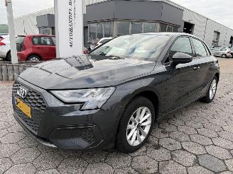 skadebil auto Audi A3 Sportback 30 TFSI Pro Line 2021/11
