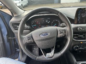 Ford Focus Wagon 1.0 EcoBoost Trend Edition Business picture 15