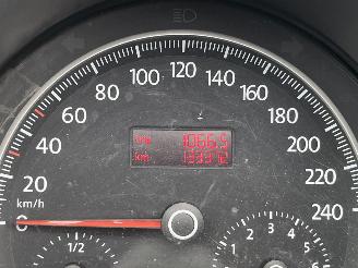 Volkswagen New-beetle Cabriolet 1.6 Trendline picture 19