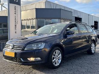 Schadeauto Volkswagen Passat Variant 1.4 TSI Comfortline BlueMotion 2011/1