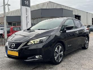 Damaged car Nissan Leaf 2.ZERO EDITION 40 kWh 2018/8