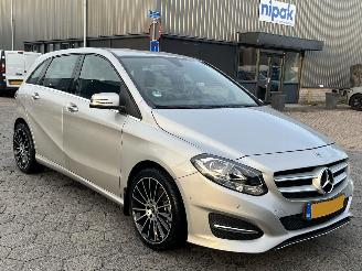 Damaged car Mercedes B-klasse 180 Prestige AUTOMAAT 2018/4