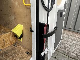 MAN TGE 50 2.0 516 Heavy Commander Extra Lang Super Hoog DL picture 32