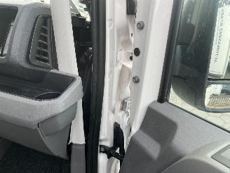 Volkswagen Crafter 35 2.0 TDI L3H3 Highline 177PK AUTOMAAT picture 18