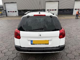 Peugeot 207 SW 1.6 VTi XS picture 6