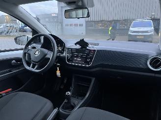 Volkswagen Up! 1.0 picture 12