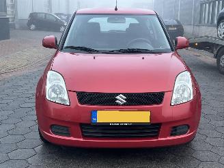 Suzuki Swift 1.3 GLS picture 2