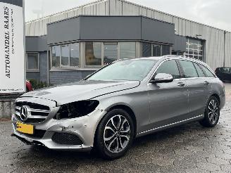 Vaurioauto  passenger cars Mercedes C-klasse Estate 180 CDI Lease Edition 2015/5