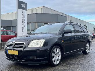 škoda osobní automobily Toyota Avensis Wagon 2.4 VVTi Executive AUTOMAAT 2006/2