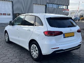 Mercedes B-klasse 200d AUTOMAAT picture 6