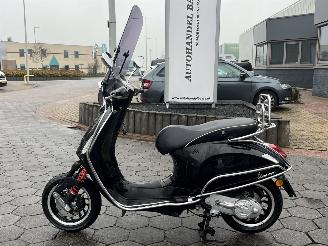 dommages scooters Vespa  Sprint 2017/10