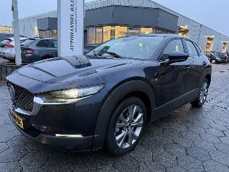 uszkodzony samochody osobowe Mazda CX-30 2.0 e-SkyActiv-X M Hybrid Comfort 2021/4