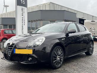 Auto incidentate Alfa Romeo Giulietta 1.4 T Sprint AUTOMAAT 2015/1