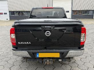 Nissan Navara 2.3 dCi 4X4 King Cab picture 5