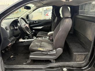 Nissan Navara 2.3 dCi 4X4 King Cab picture 13