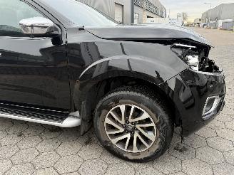 Nissan Navara 2.3 dCi 4X4 King Cab picture 7